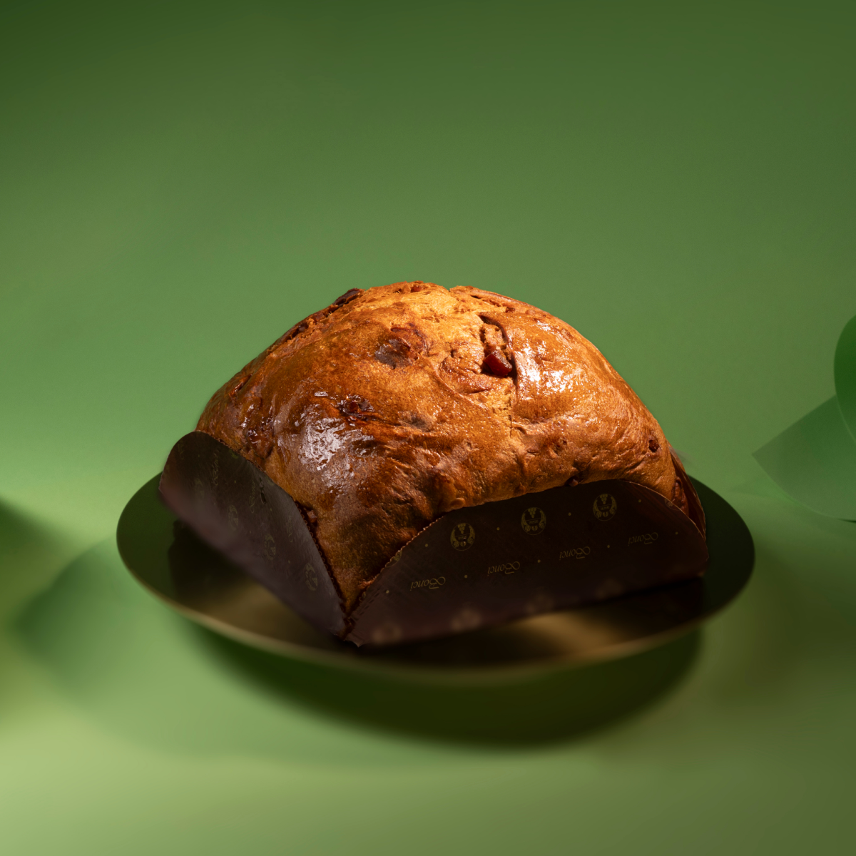 Foto ambientata Panbriacone Mela & Calvados 850g, prodotto su vassoio